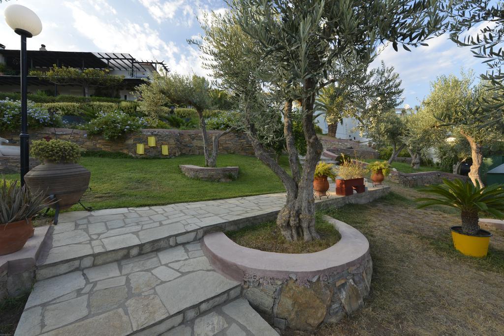 Aigli Apartments Nea Anchialos Exterior photo