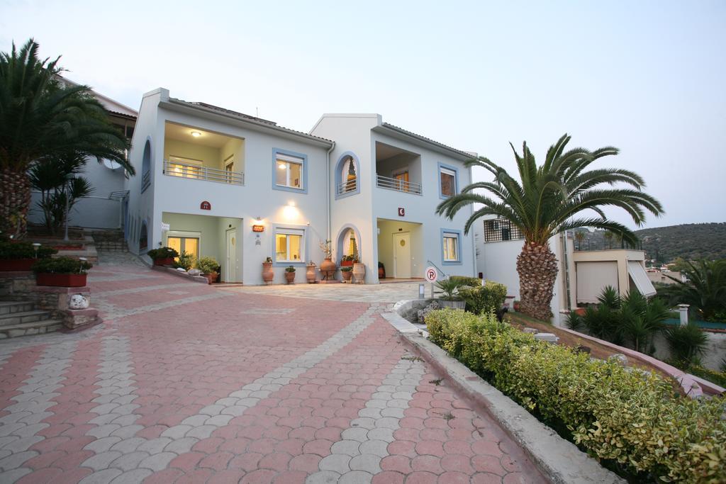Aigli Apartments Nea Anchialos Exterior photo