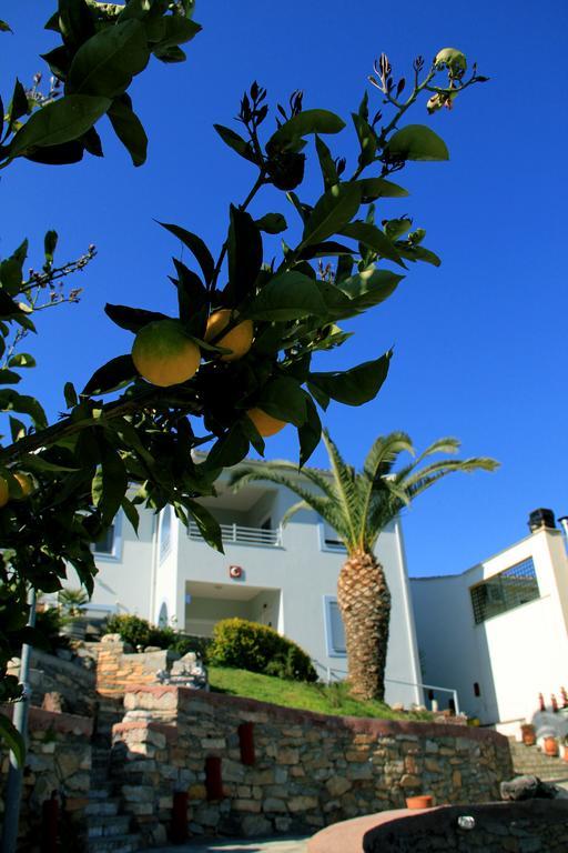 Aigli Apartments Nea Anchialos Exterior photo